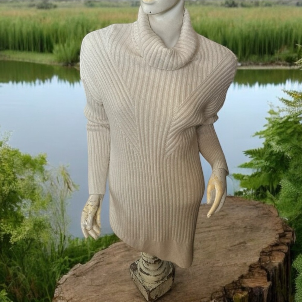 ❄️ 50% off winter Tahari cream ribbed mock turtleneck fitted sweater dress M